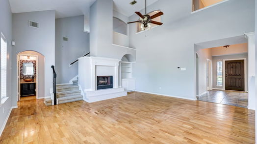 Pearland 2-story, 4-bed 4107 N Nolan Place-idx