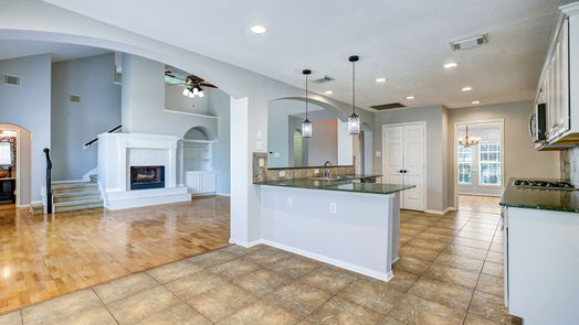 Pearland 2-story, 4-bed 4107 N Nolan Place-idx