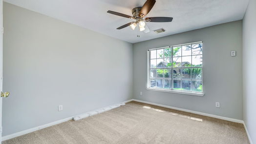 Pearland 2-story, 4-bed 4107 N Nolan Place-idx