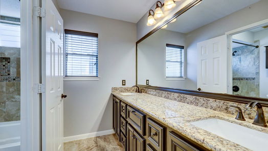 Pearland 2-story, 4-bed 4107 N Nolan Place-idx