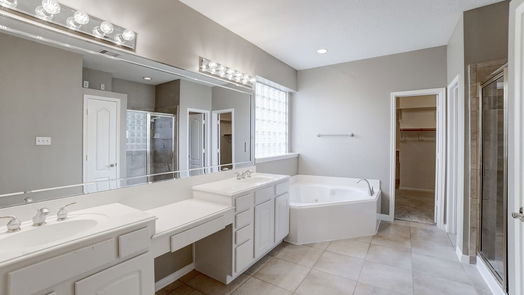 Pearland 2-story, 4-bed 2702 W Oaks Boulevard-idx