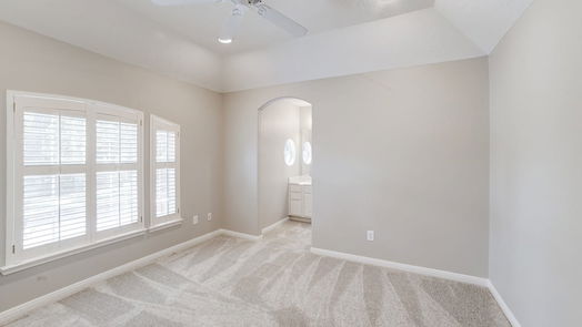 Pearland 2-story, 4-bed 2702 W Oaks Boulevard-idx