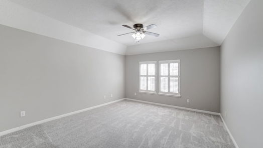 Pearland 2-story, 4-bed 2702 W Oaks Boulevard-idx