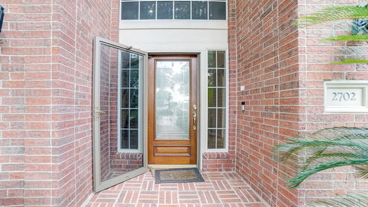 Pearland 2-story, 4-bed 2702 W Oaks Boulevard-idx