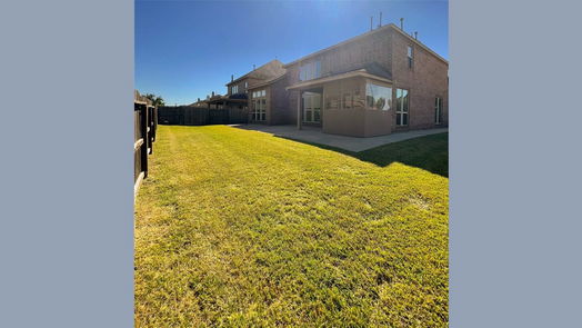 Pearland 2-story, 5-bed 13611 Mooring Pointe Drive-idx