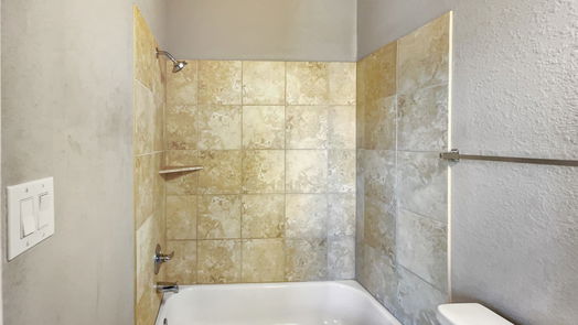 Pearland 1-story, 4-bed 1825 Emerald Trace Lane-idx