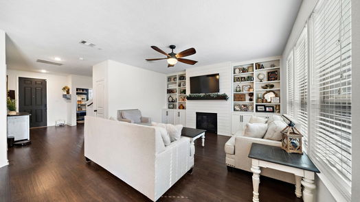 Pearland 2-story, 3-bed 3804 Anzac Drive-idx