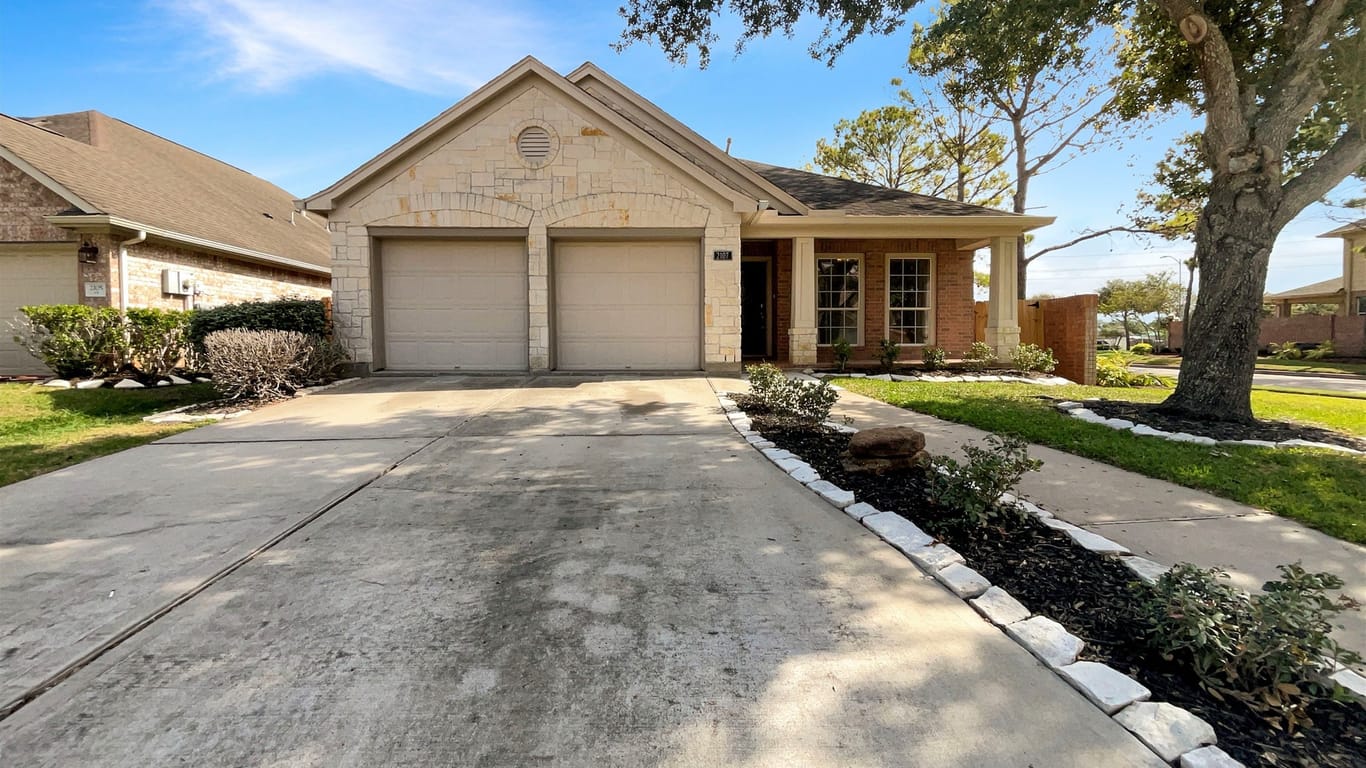 Pearland 1-story, 4-bed 2107 Breezeway Lane-idx