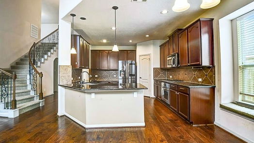 Pearland 2-story, 4-bed 2103 Rolling Fog Drive-idx