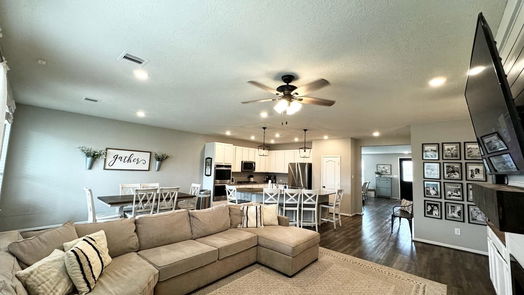 Pearland 2-story, 4-bed 3919 Chartham Lane-idx