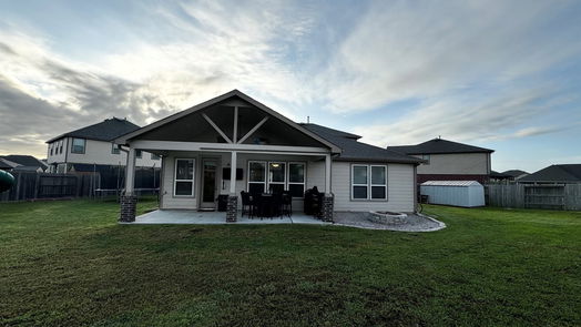 Pearland 2-story, 4-bed 3919 Chartham Lane-idx
