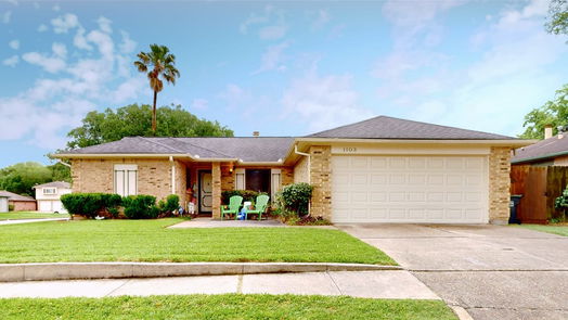 Pearland 1-story, 4-bed 1103 W Brompton Drive-idx