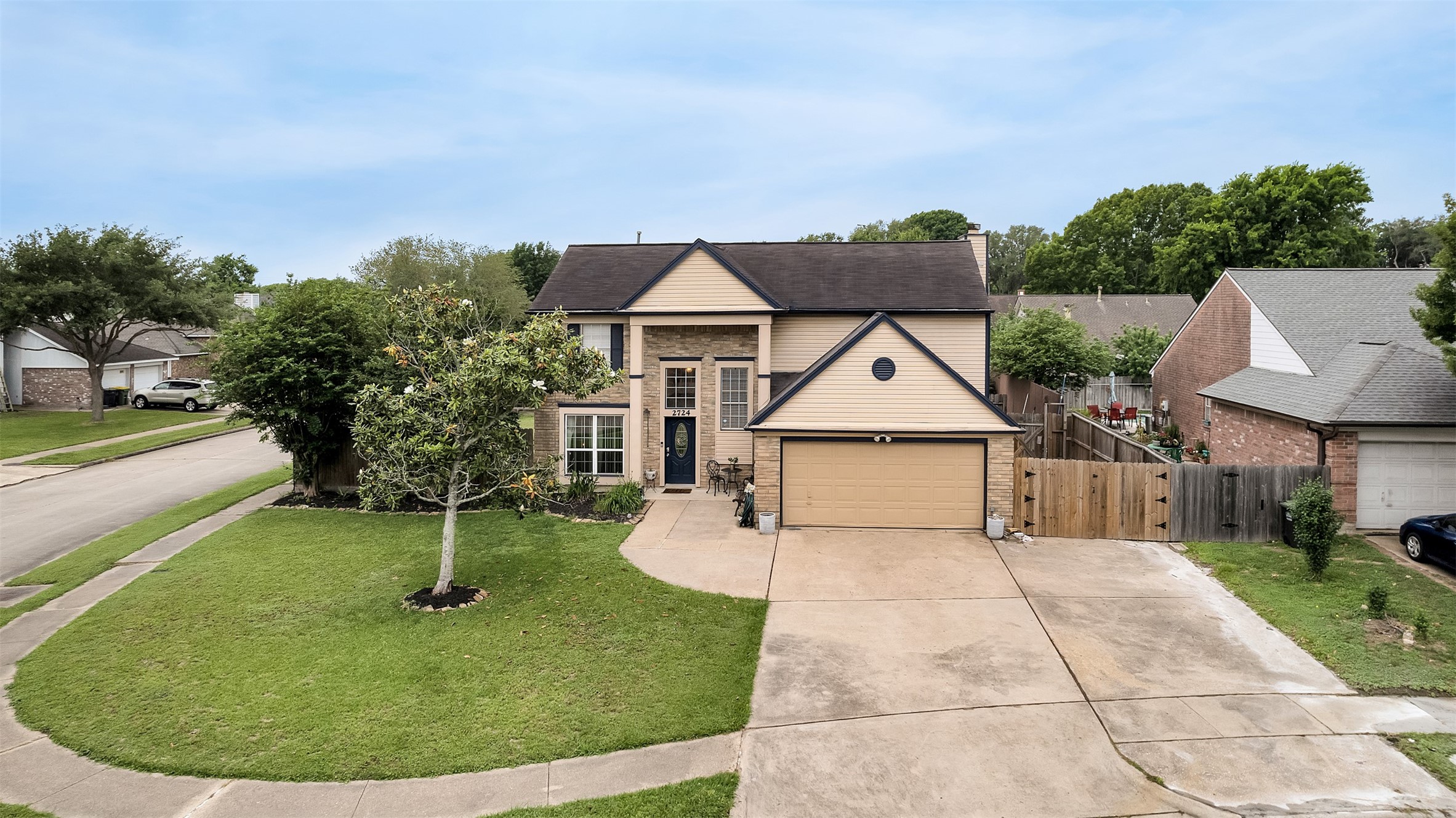Pearland 2-story, 4-bed 2724 Holly Springs Drive-idx