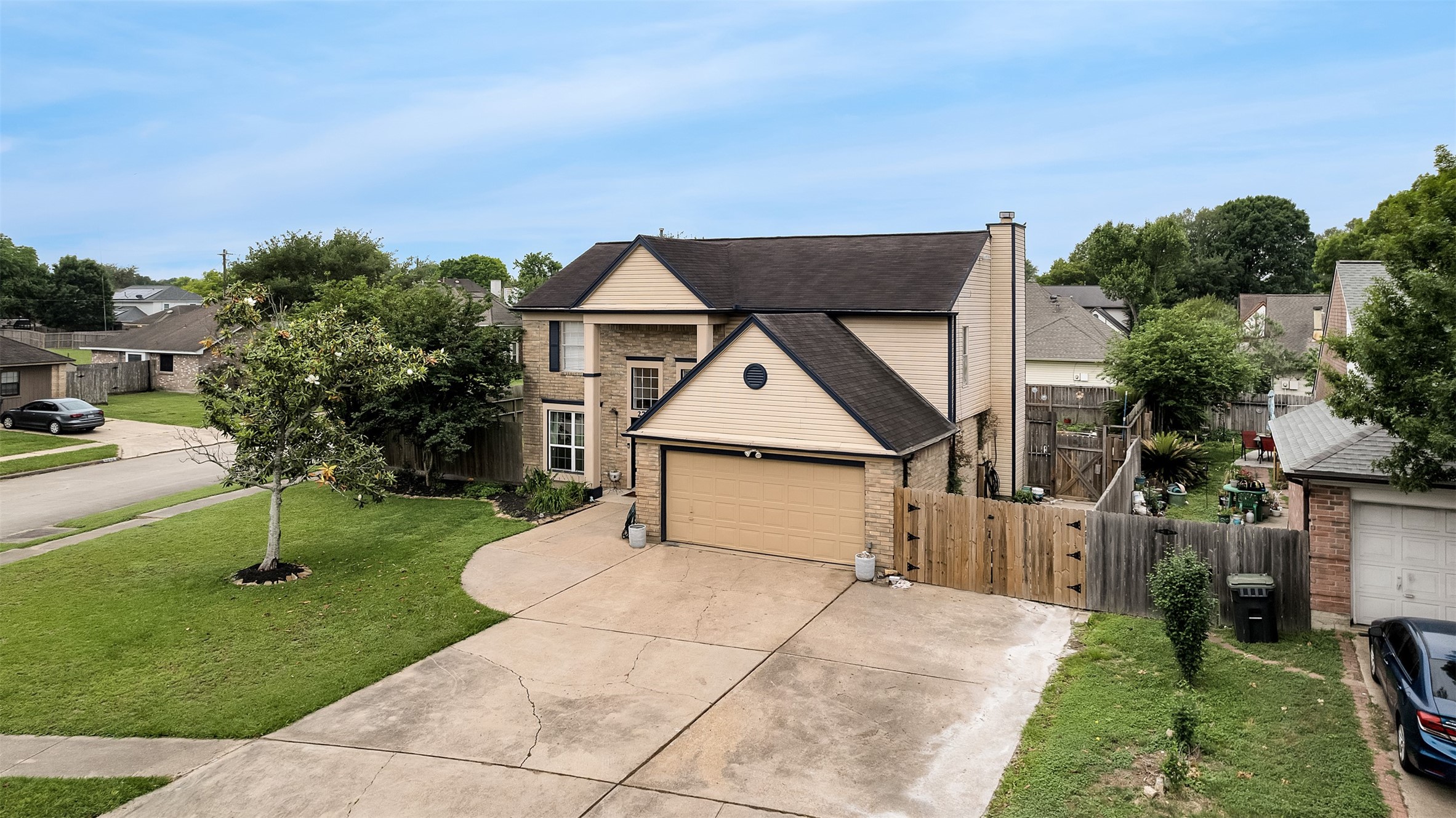 Pearland 2-story, 4-bed 2724 Holly Springs Drive-idx