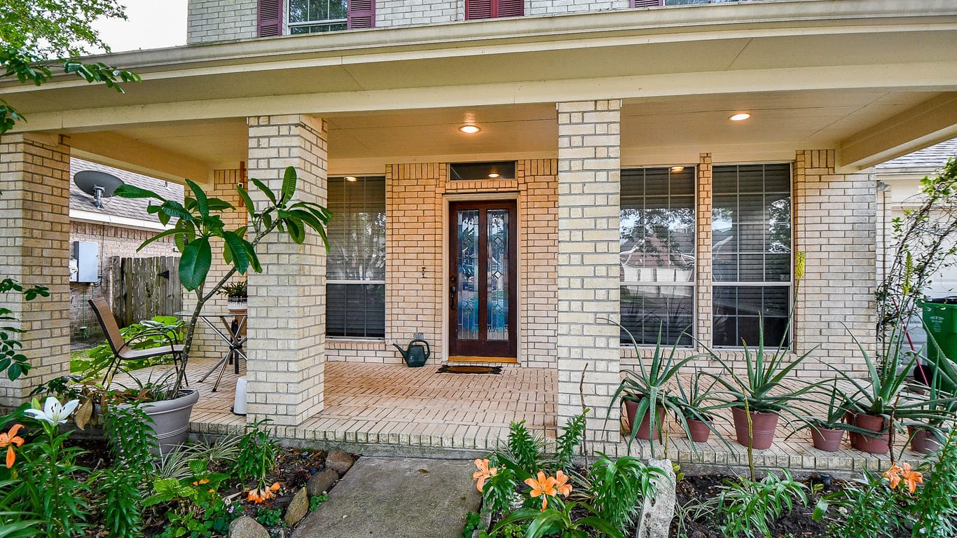 Pearland 2-story, 3-bed 3210 Amerson Drive-idx
