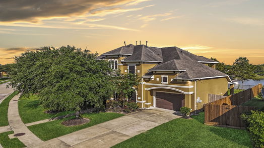 Pearland 2-story, 4-bed 13104 Southern Manor Drive-idx
