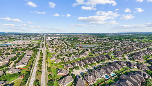 Pearland 2-story, 4-bed 13104 Southern Manor Drive-idx