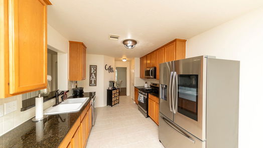 Pearland 2-story, 4-bed 3706 Burwood Court-idx