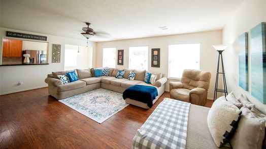 Pearland 2-story, 4-bed 3706 Burwood Court-idx