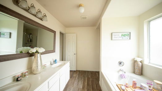 Pearland 2-story, 4-bed 3706 Burwood Court-idx