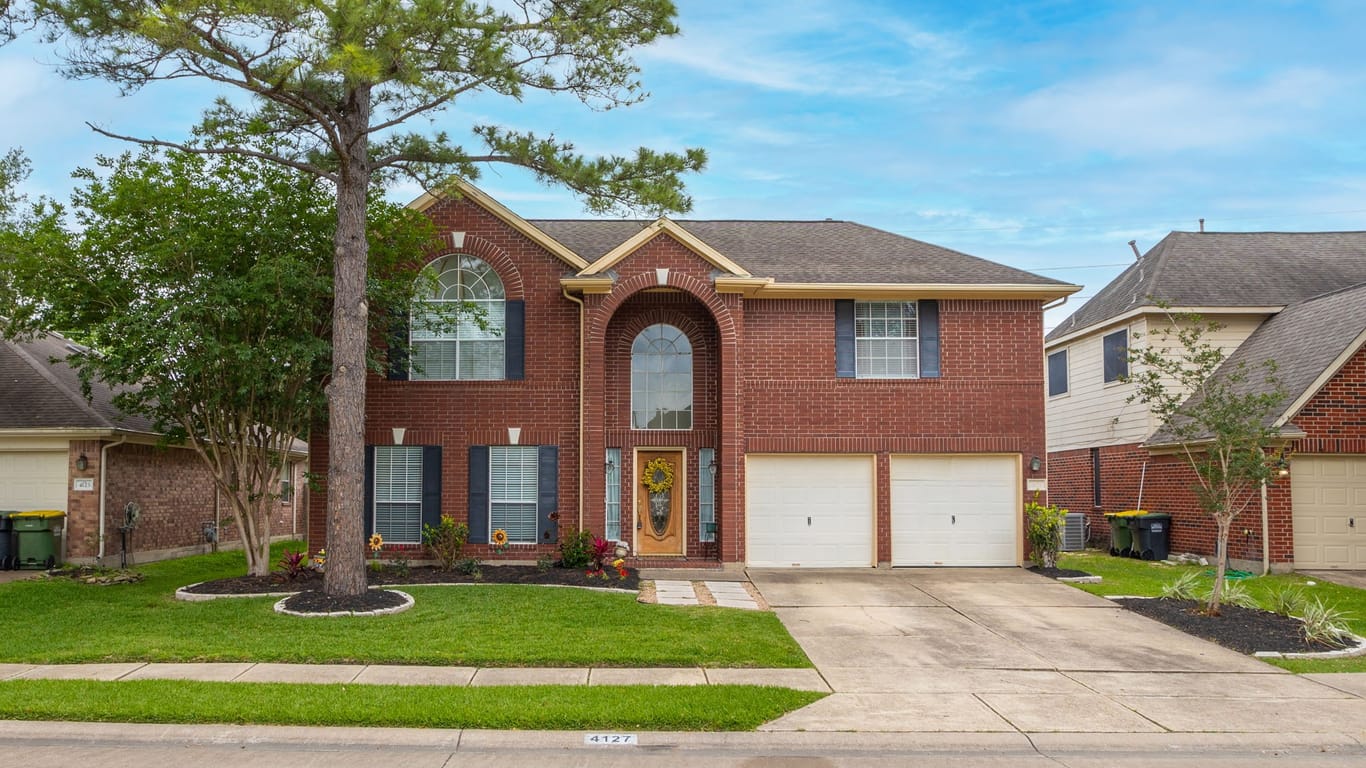 Pearland 2-story, 4-bed 4127 N Webber Drive-idx