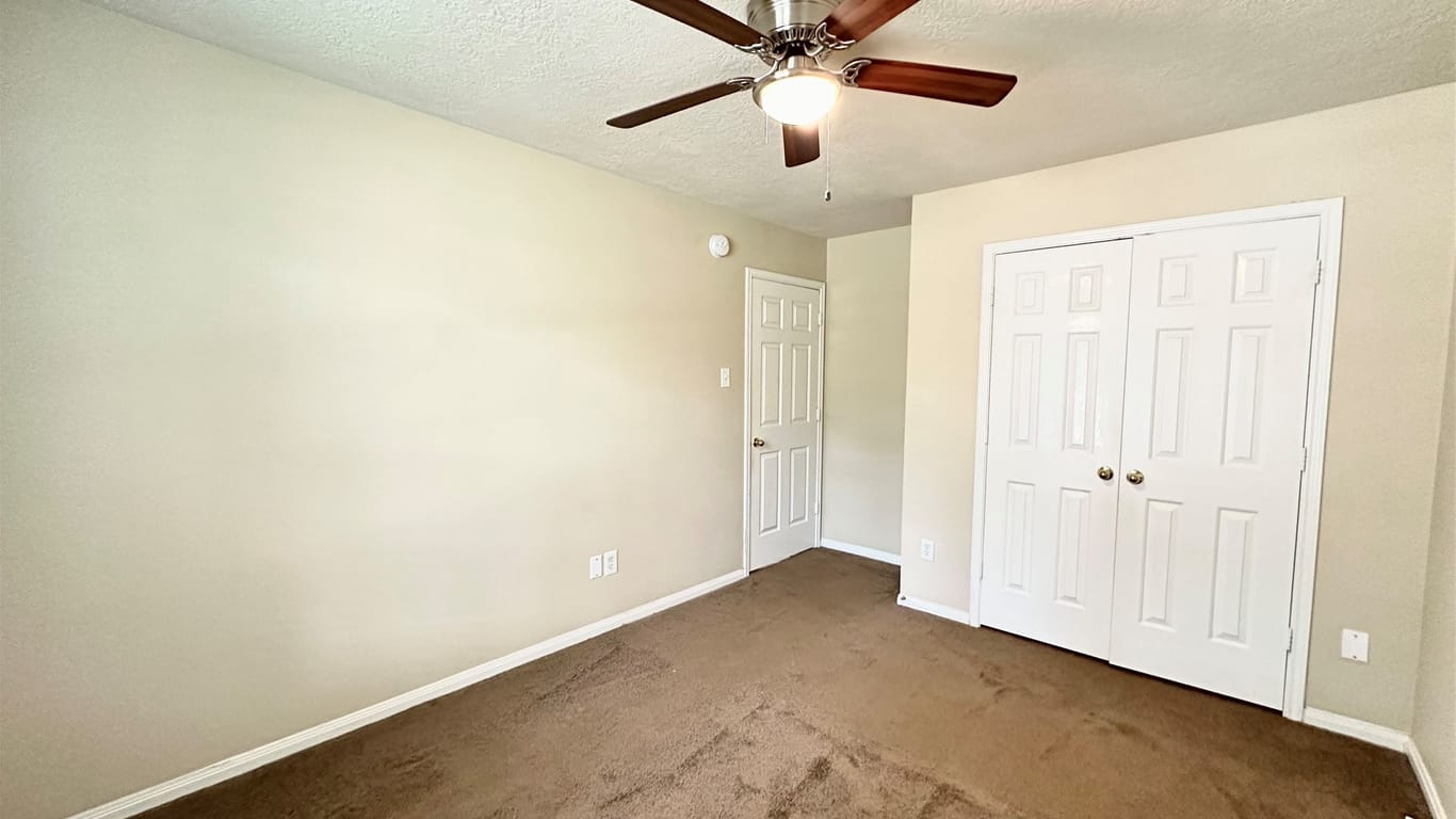 Pearland 1-story, 3-bed 3622 Glenhill Drive-idx