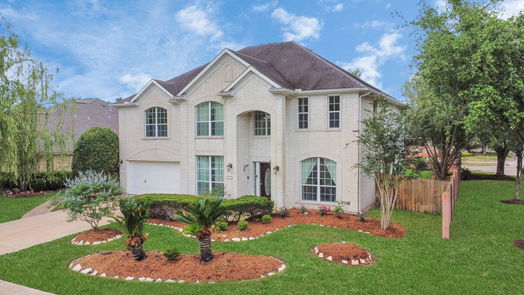 Pearland 2-story, 4-bed 11508 Bay Ledge Drive-idx