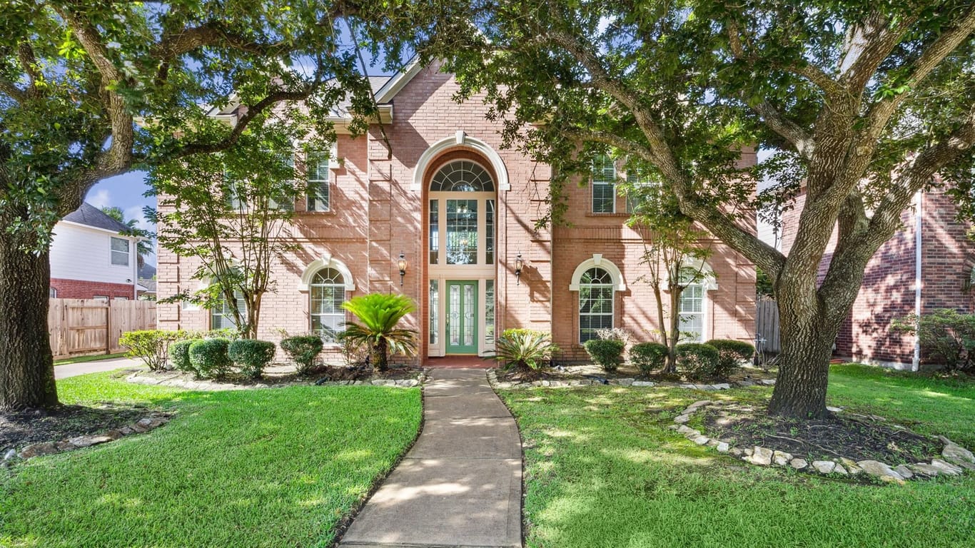 Pearland 2-story, 4-bed 2615 Mandalay Court-idx