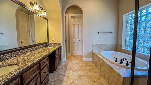 Pearland 2-story, 5-bed 2703 Raven Ridge Drive-idx