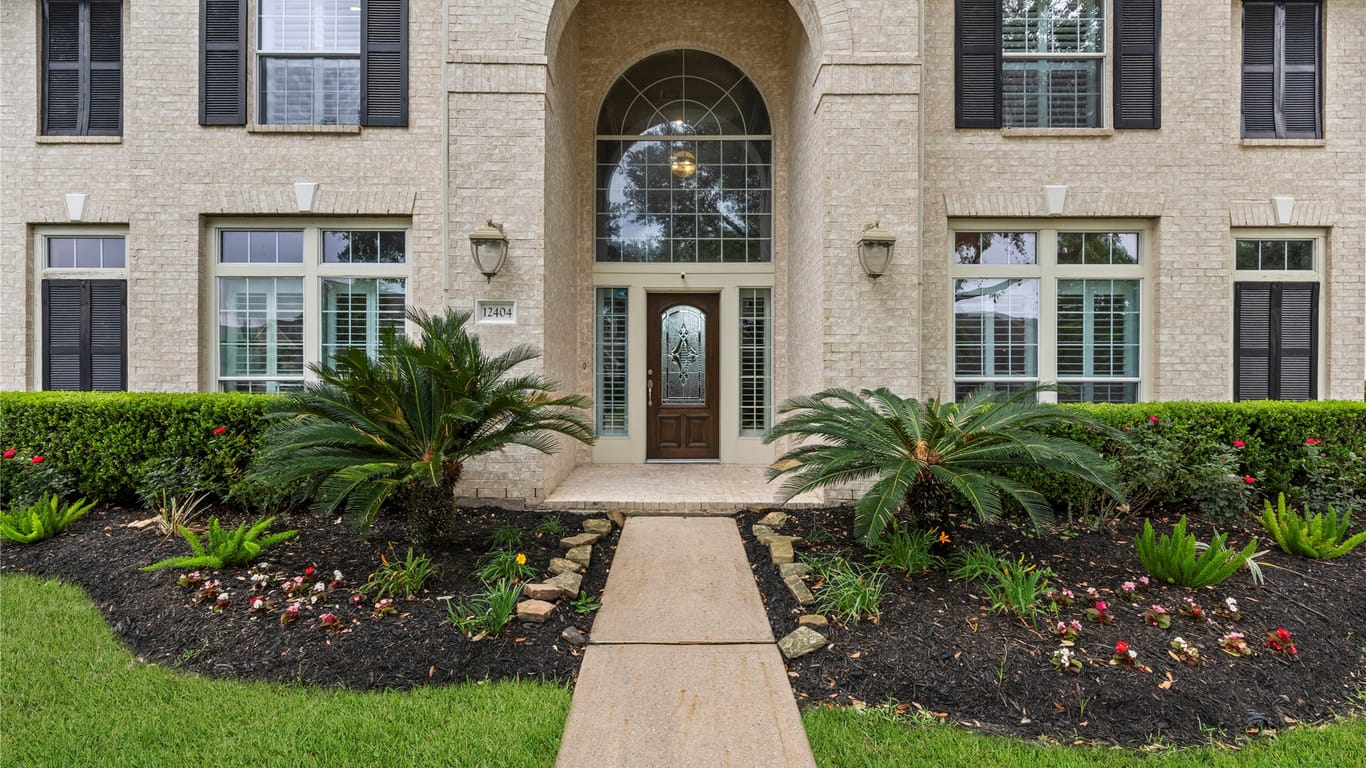 Pearland 2-story, 4-bed 12404 Pepper Creek Lane-idx