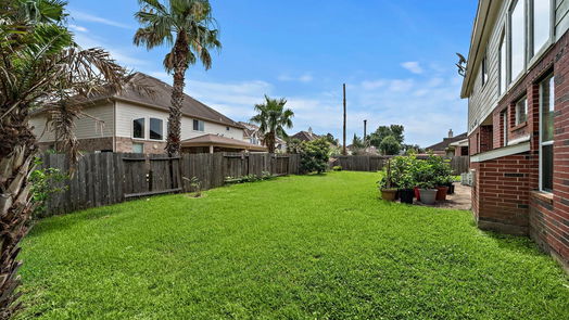 Pearland 2-story, 5-bed 11609 Bay Ledge Drive-idx