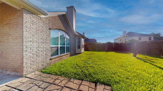 Pearland 2-story, 4-bed 9005 Sundown Drive-idx