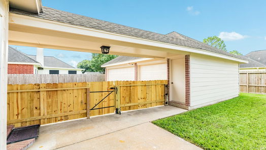 Pearland 2-story, 5-bed 5206 Brett Drive-idx