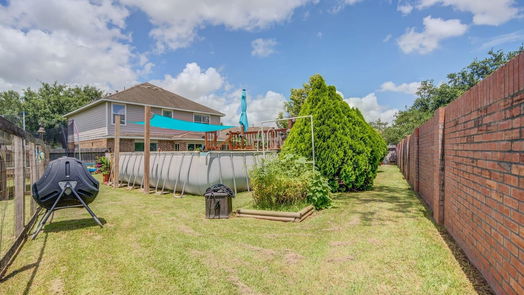 Pearland 2-story, 4-bed 13103 Rippling Creek Lane-idx