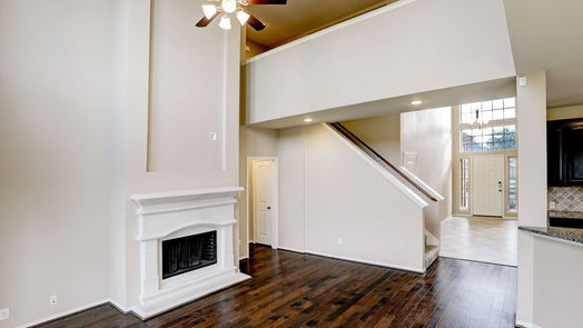 Pearland 2-story, 4-bed 13607 Durango Pass Drive-idx