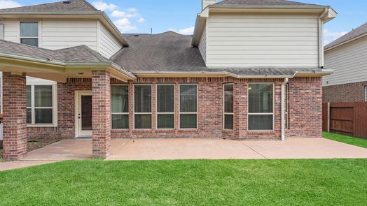 Pearland 2-story, 4-bed 12603 Fall Branch Lane-idx