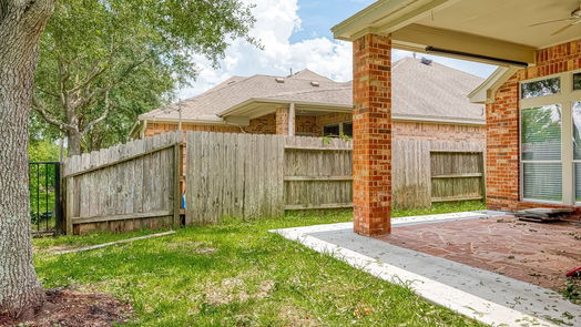 Pearland 1-story, 3-bed 13413 Highland Lake Lane-idx