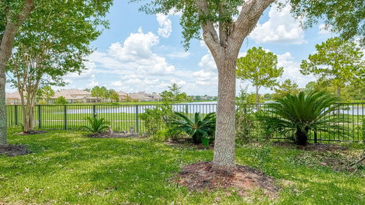 Pearland 1-story, 3-bed 13413 Highland Lake Lane-idx