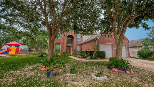 Pearland 2-story, 4-bed 4606 Sebastopol Drive-idx