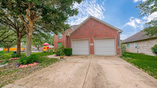 Pearland 2-story, 4-bed 4606 Sebastopol Drive-idx