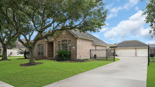 Pearland 1-story, 3-bed 3213 W Oaks Boulevard-idx