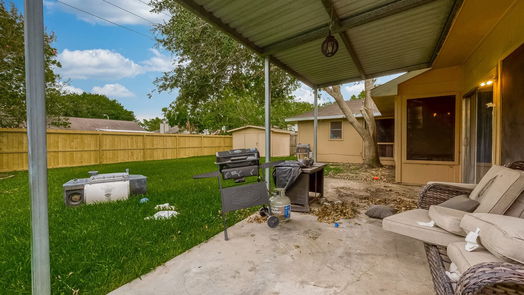 Pearland 1-story, 3-bed 1122 Woodbridge Avenue-idx