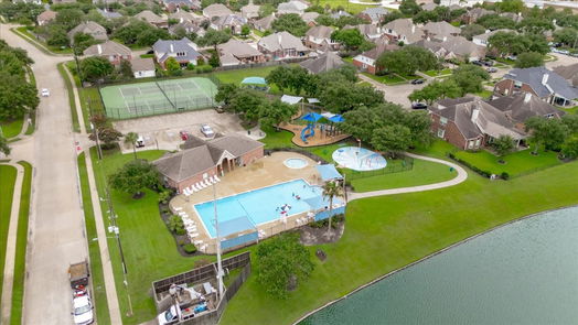 Pearland 2-story, 4-bed 9404 Sunperch Ct-idx