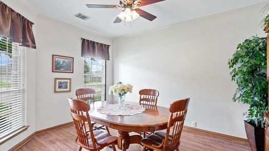 Pearland 2-story, 4-bed 9404 Sunperch Ct-idx