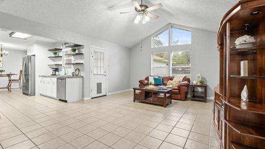 Pearland 1-story, 3-bed 2907 Livingston Drive-idx