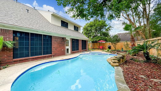 Pearland 2-story, 4-bed 5202 Spring Circle Drive-idx