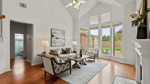 Pearland 2-story, 5-bed 8514 Beacon Bend Lane-idx