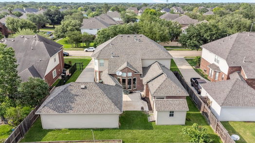 Pearland 2-story, 5-bed 8514 Beacon Bend Lane-idx