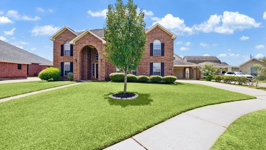 Pearland 2-story, 4-bed 11514 Tara Place-idx