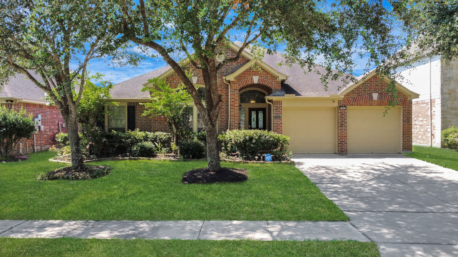 Pearland 1-story, 4-bed 13608 Orchard Wind Lane-idx